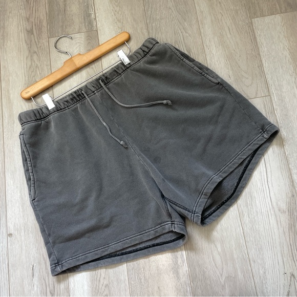Elwood Sweat Shorts organic cotton 5" inseam womens Gray (xlarge) loungewear - Picture 1 of 9
